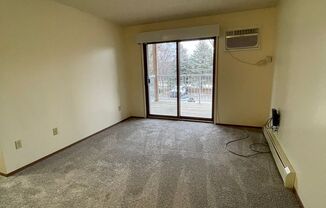 1 bed, 1 bath, 580 sqft, $975, Unit VC-122