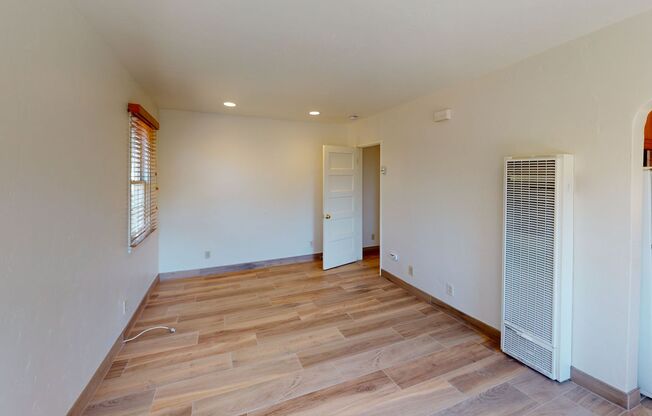 Crandall Apartments - Live 1 minute from Cal Poly Campus!