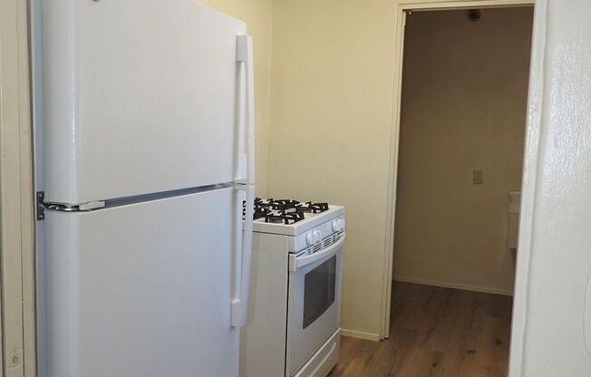 1 bed, 1 bath, $2,500, Unit 4952