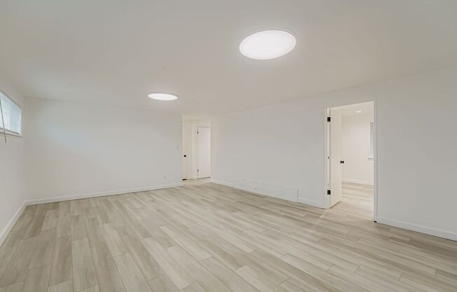 Shorewood Place 1035