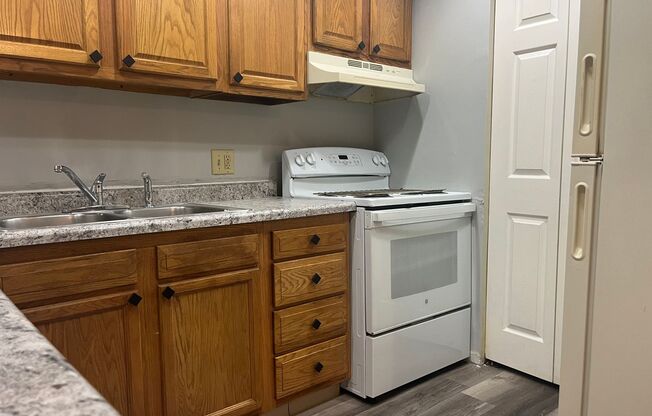 3 beds, 1 bath, $1,749