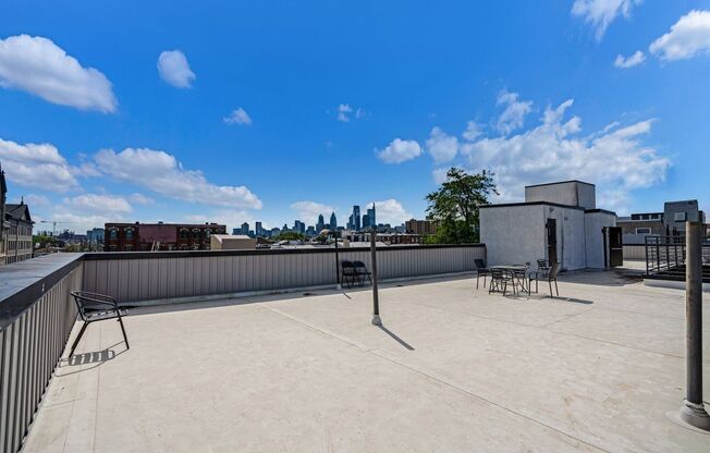 2 beds, 1 bath, 802 sqft, $1,795, Unit Unit 7