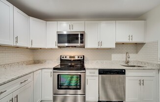2 beds, 1 bath, 940 sqft, $2,500, Unit 317