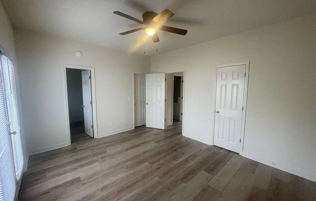 2 beds, 2.5 baths, $1,450, Unit Unit 135