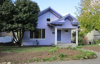 Charming 3-Bedroom Craftsman in Central Tacoma with Spacious Studio/Office