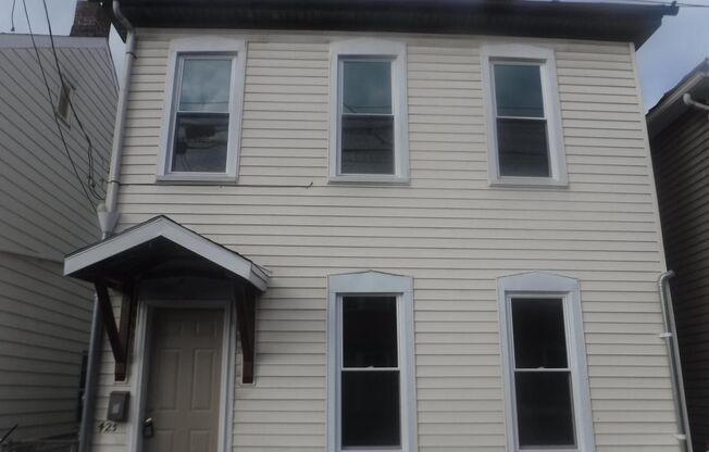 425 GEORGE ST