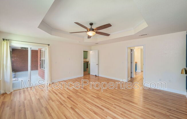618 TERRITORY LN