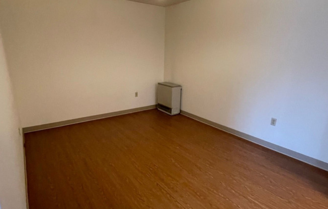 2 beds, 1 bath, 1,000 sqft, $1,075, Unit TE218X-223