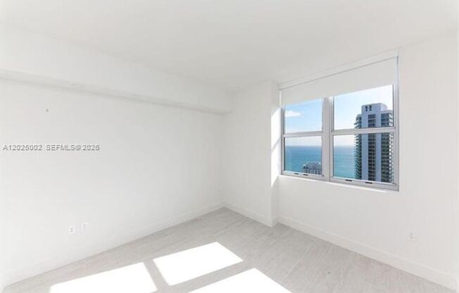 2 beds, 2 baths, $5,000, Unit # T 3509