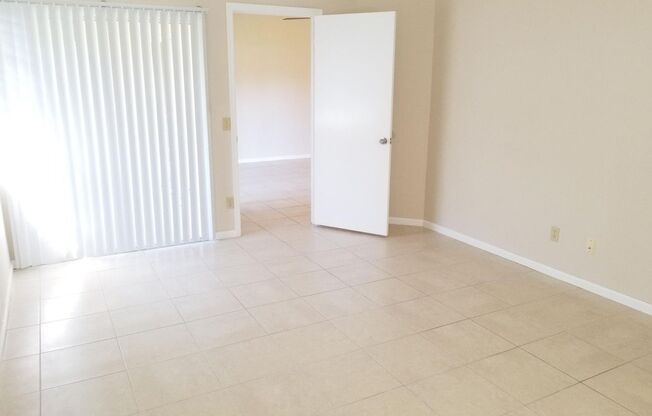 2 beds, 2 baths, $2,400