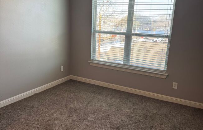 2 beds, 2 baths, 947 sqft, $1,399, Unit 3A-1305