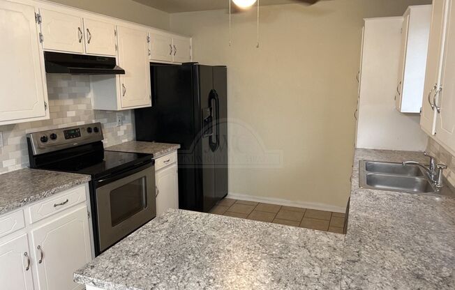 3 beds, 2 baths, $1,500