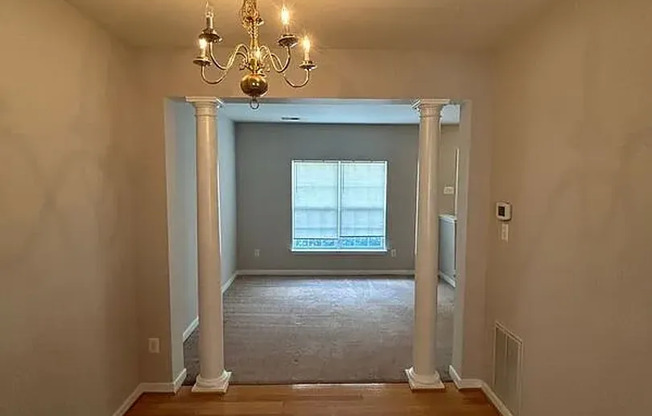 Charming 3 bed, 2.5 bath Townhouse in Henrico!