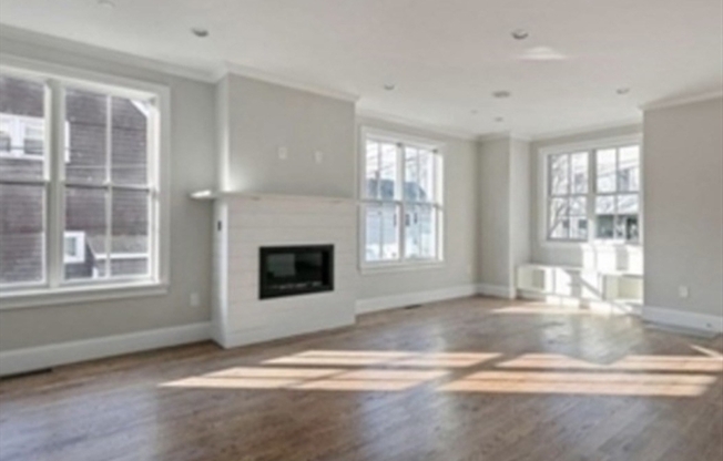 17 PORTER ST