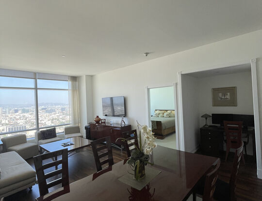 1 bed, 2 baths, 1,090 sqft, $6,000, Unit 39F