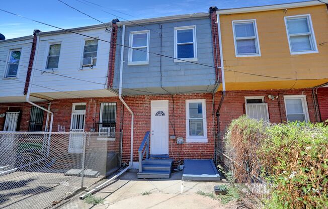 Spacious Renovated Baltimore Row-Home