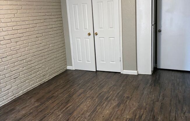 2 beds, 1 bath, 953 sqft, $1,349, Unit 520