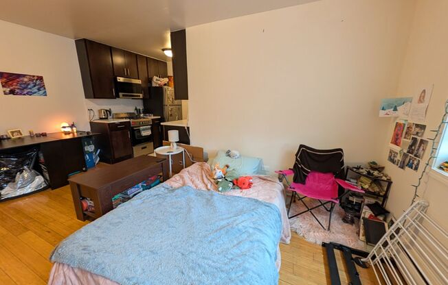 Studio, 1 bath, $1,395, Unit 1111H-408