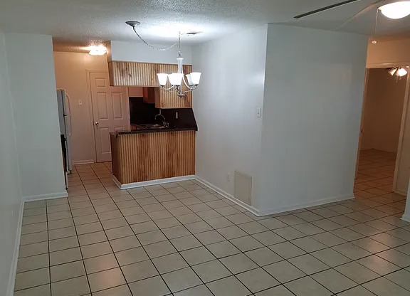 7820 DORSETT DR