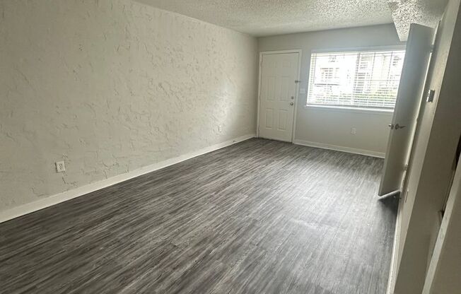 2 beds, 1.5 baths, 941 sqft, $1,199, Unit 153