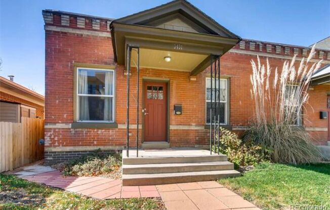 Updated 2‑bedroom, 1‑bath townhouse in the heart of LoHi