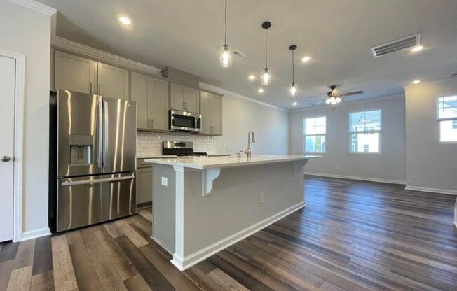 419 CAROLINA SPG BLVD