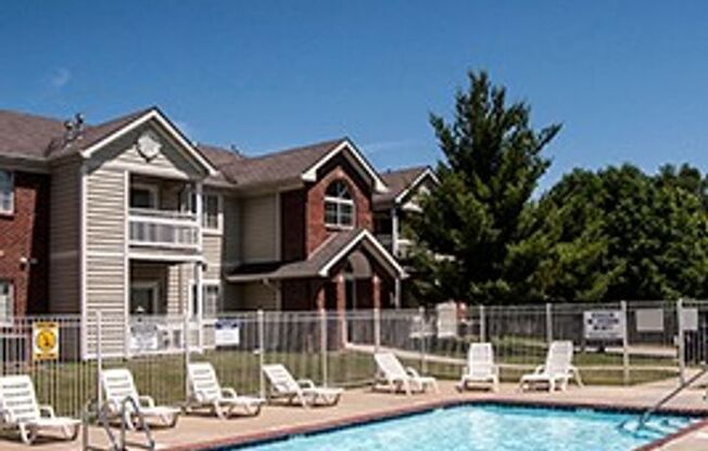 Crown Pointe Apartments