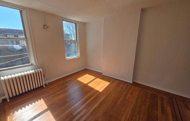 3615 33 ST