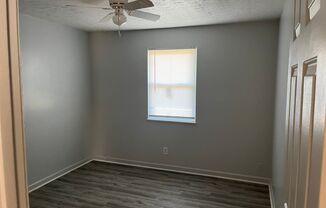 2 beds, 1 bath, $800