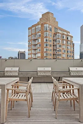 Studio, 1 bath, $4,895, Unit 18G