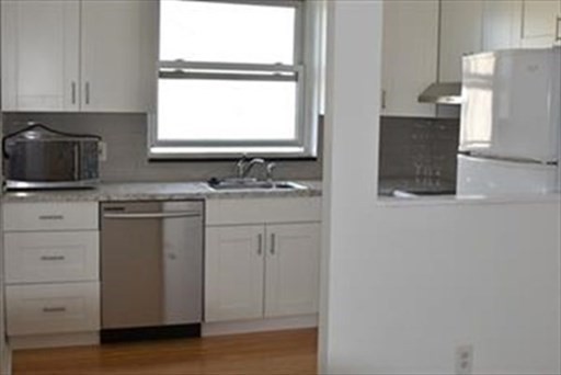 1 bed, 1 bath, 820 sqft, $2,100, Unit 1001