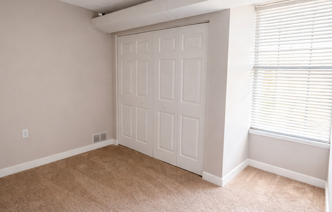 2 beds, 1 bath, 760 sqft, $1,575, Unit 1-1510