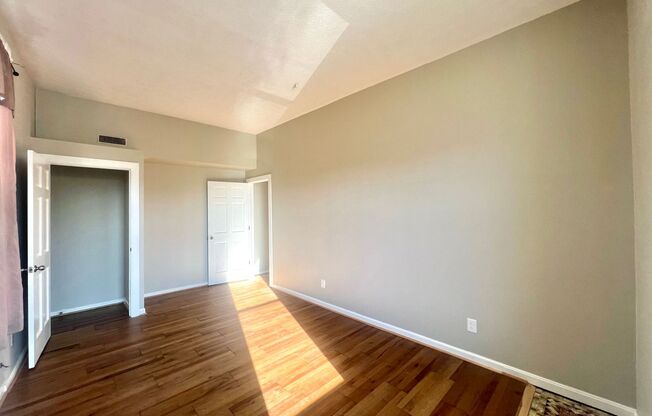 312 LUDLOW AVE