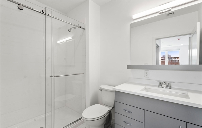 2 beds, 2 baths, 1,011 sqft, $5,500, Unit 203