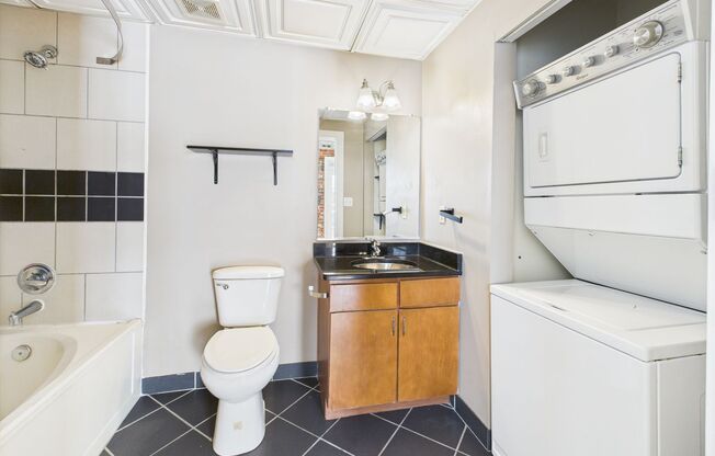 3 beds, 2 baths, 1,229 sqft, $1,710, Unit 4F