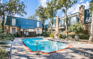 39 Beverly Hill St