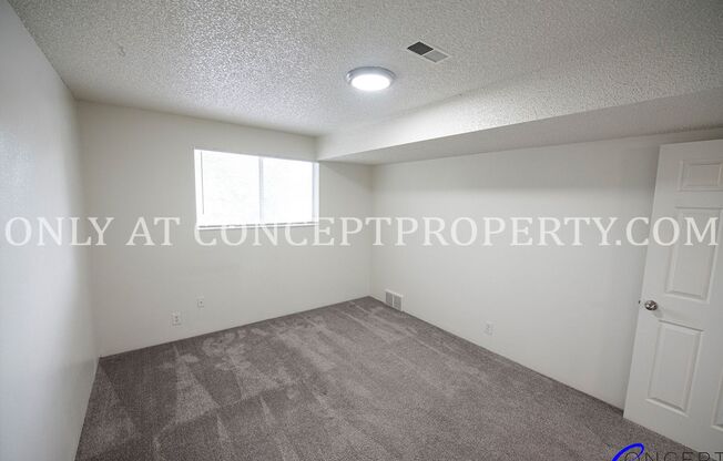 2 beds, 1 bath, 830 sqft, $1,225, Unit 30
