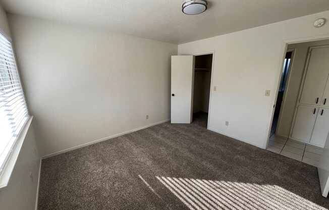 1 bed, 1 bath, $1,900, Unit High, 730 #D