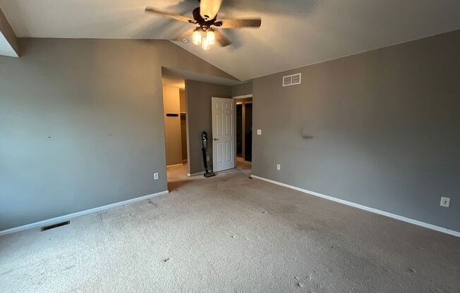 2 beds, 2.5 baths, $2,400