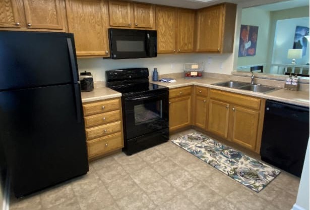 Woodland Springs Apartments