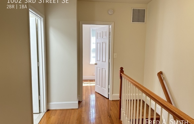 1002 3 ST SE