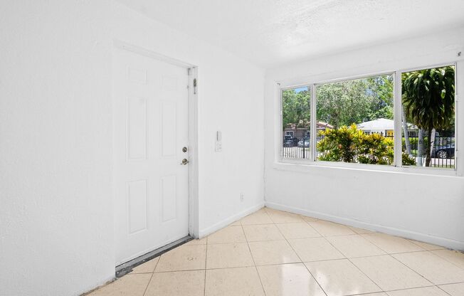 Spacious 3BR/1BA Single-Family Home – Central Miami