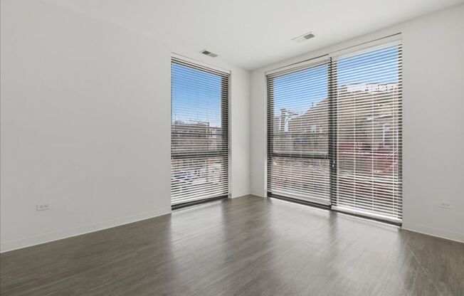 2 beds, 2 baths, 890 sqft, $2,950, Unit 512