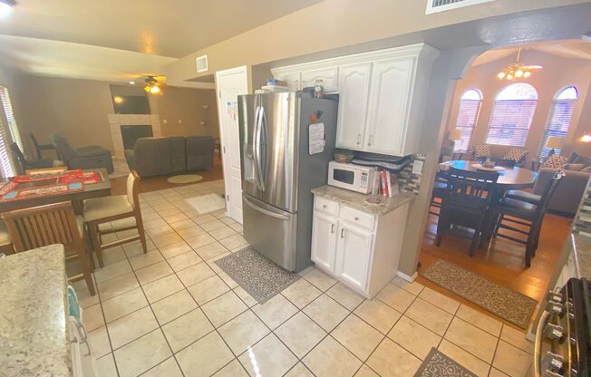 3 beds, 2.5 baths, $1,900