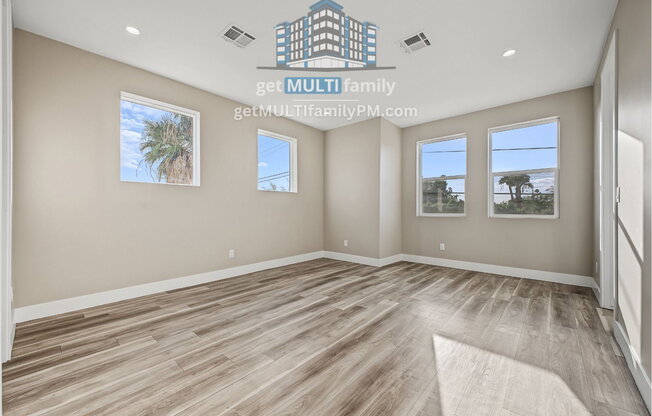 3 beds, 2.5 baths, 1,683 sqft, $2,850