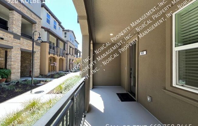 920 KOLBE LN