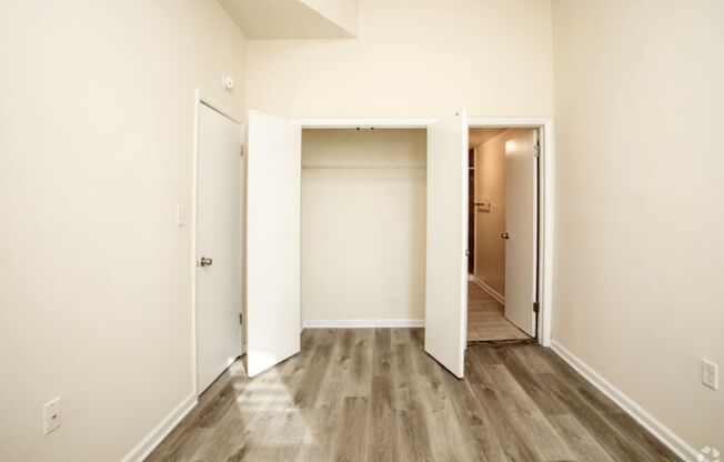 1 bed, 1 bath, 653 sqft, $1,295, Unit 110