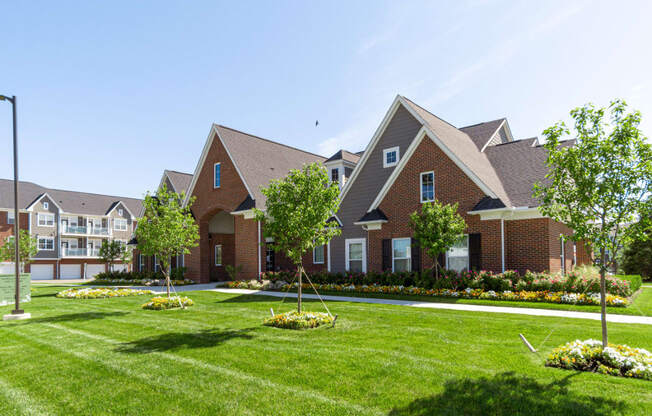 24 at Bloomfield Apartments in Bloomfield Hills