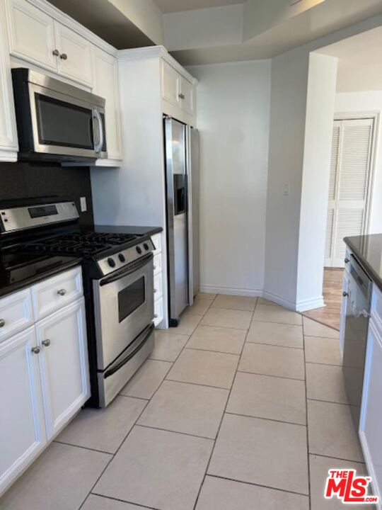 320 S WILLAMAN DR PATH