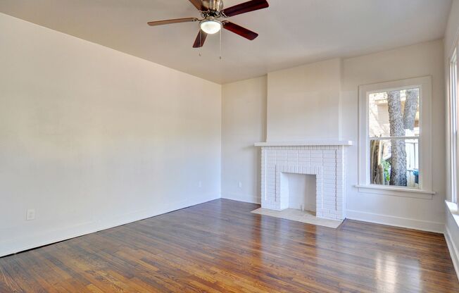 Near Southside Downstairs Duplex